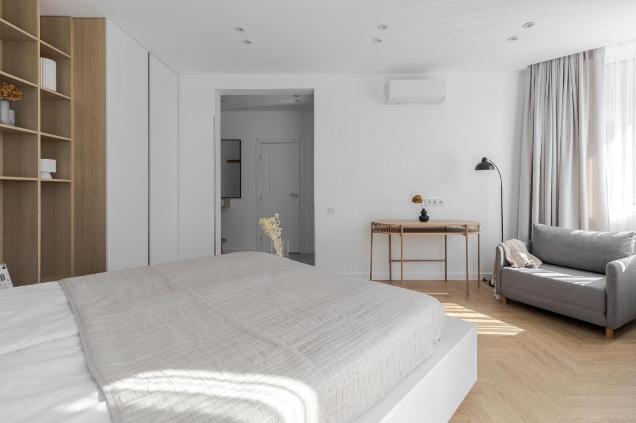 77 Views Apartments By Inshi Leopoli Esterno foto