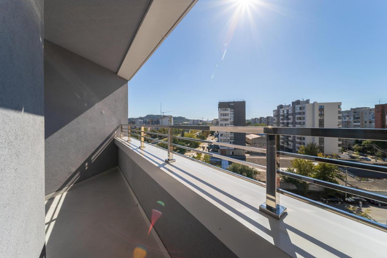 77 Views Apartments By Inshi Leopoli Esterno foto