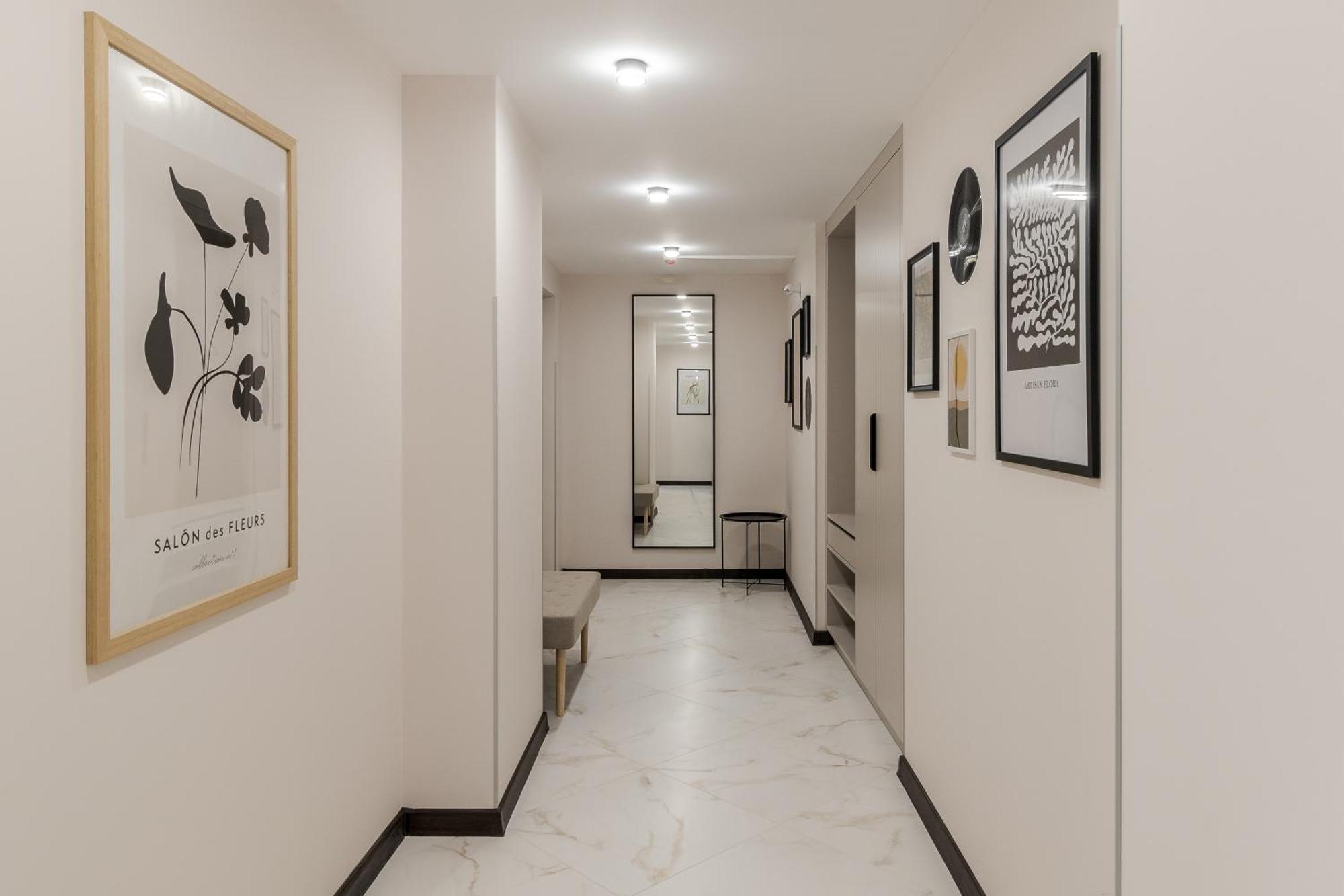 77 Views Apartments By Inshi Leopoli Esterno foto